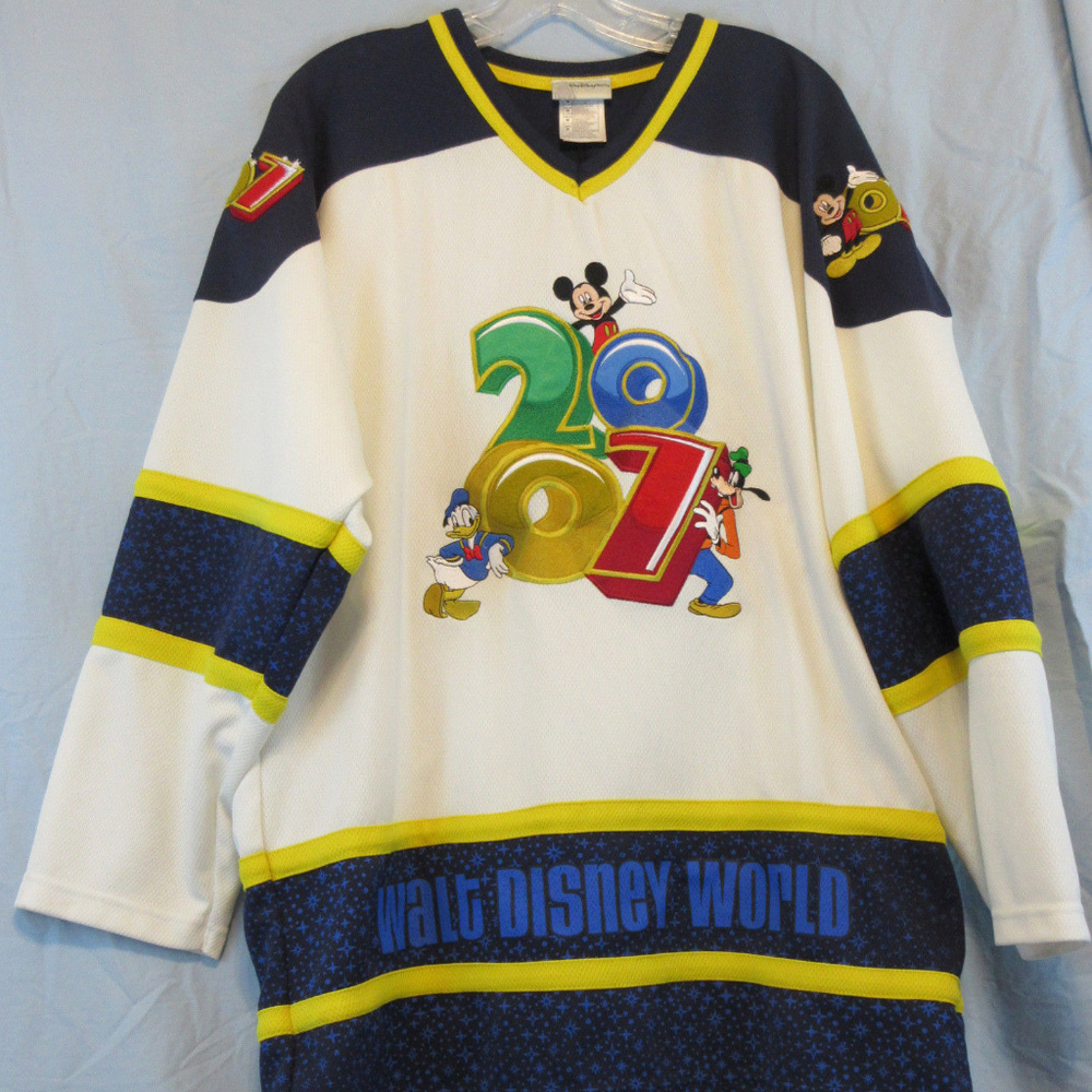 Walt Disney World 2007 Hockey Jersey sz M